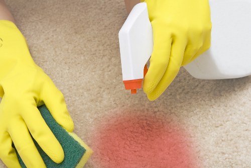 Professional move out cleaning service in an E3 apartment building