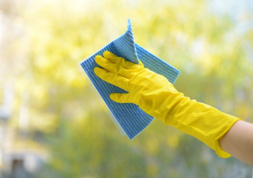 Professional curtain cleaning service for E3 homes and flats