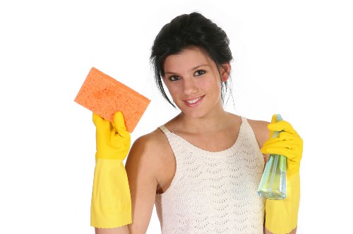 Detailed kitchen cleaning during an end of tenancy clean in E3