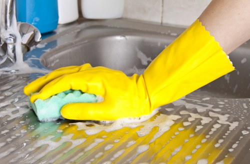 Deep cleaning support for homes near Bow and Mile End