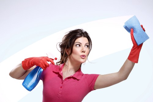 Residential carpet cleaning service for flats and houses in E3